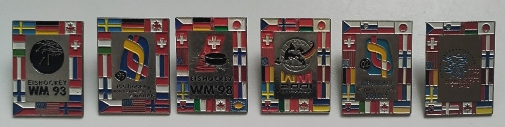 Aukce 6 oficiálních odznaků z různých Mistrovství světa v ledním hokeji fotka